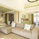 Chervona Ruta Lodge