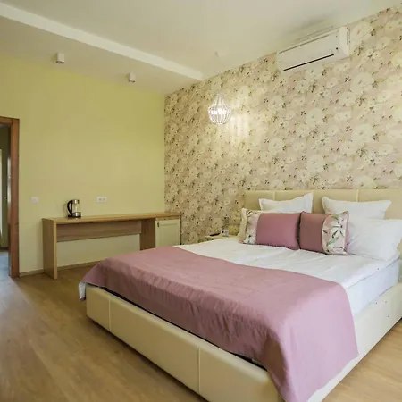 Lodge Chervona Ruta *