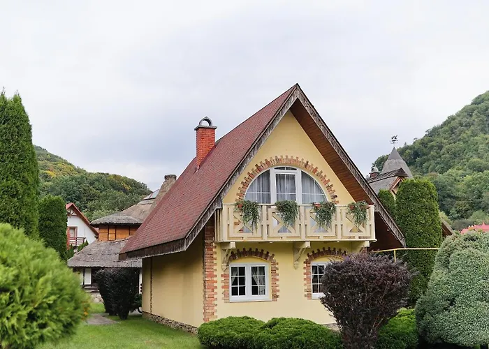 Chervona Ruta Orman Evi